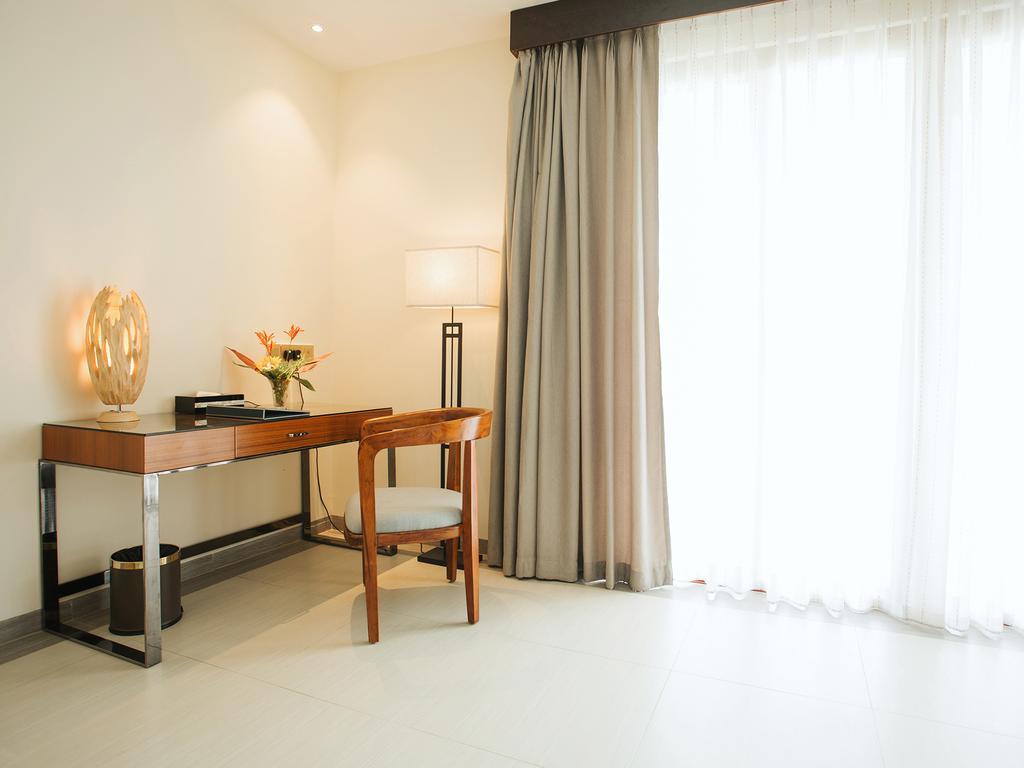 Sijori Hotel 4*