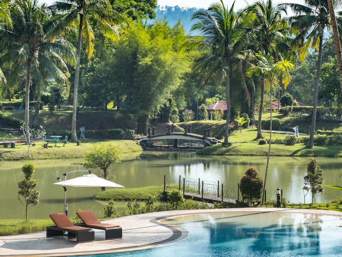 Sijori Hotel 4*