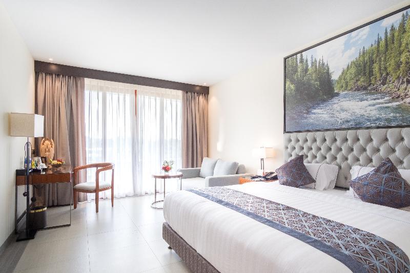 Hotel Sijori 4*